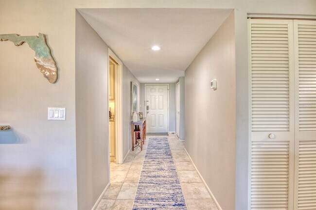 Photo - 5640 Golf Pointe Dr Unit 101