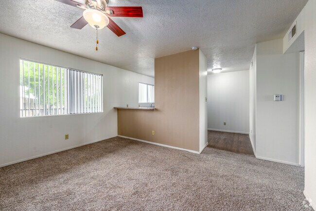 2BR, 1BA - 800SF - Living Room