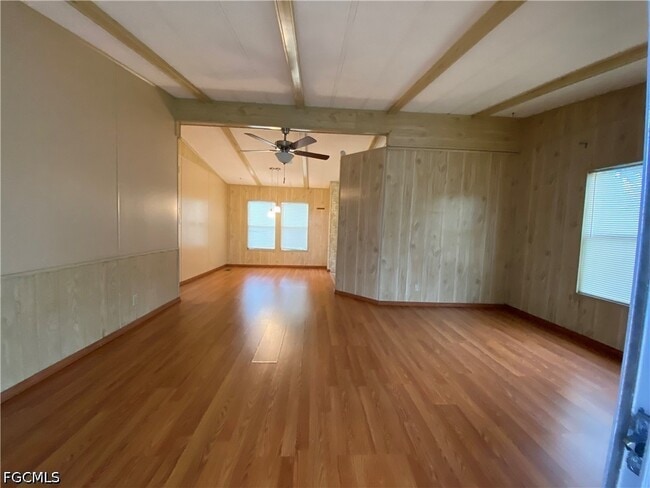 Photo - 234 Lamplighter Ln
