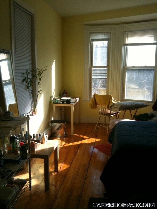 Photo - 115 Hampshire St Unit 1