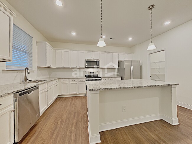 Photo - 119 Everett Park Dr