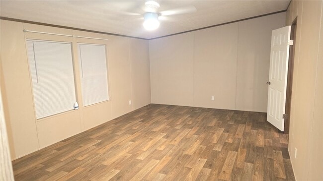 Photo - 18292 Bellfounder Dr