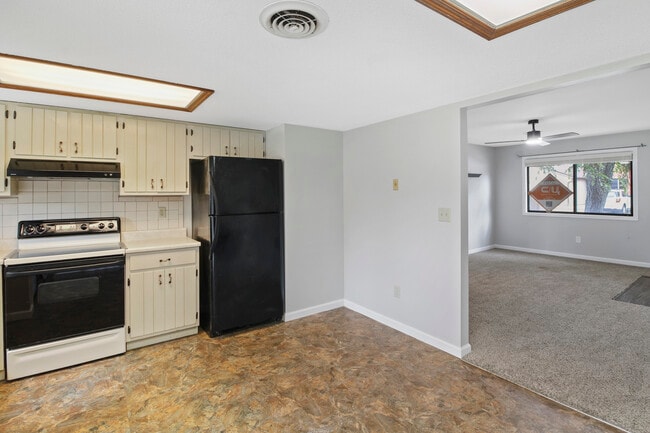 Photo - 1203 Dean Dr