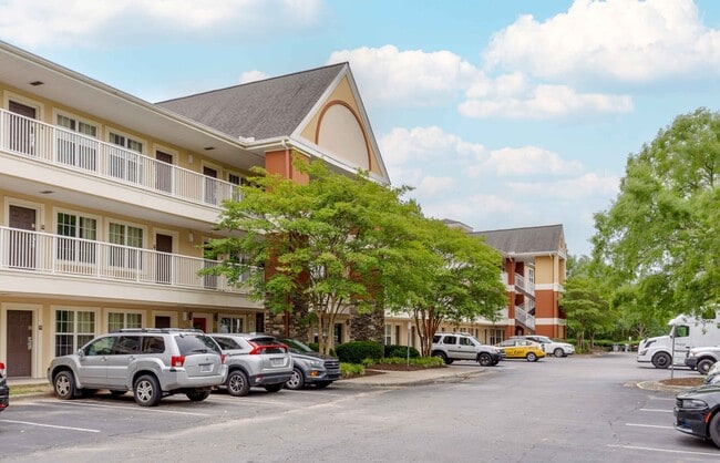 Building Photo - Furnished Studio-Raleigh - RDU Airport Rental