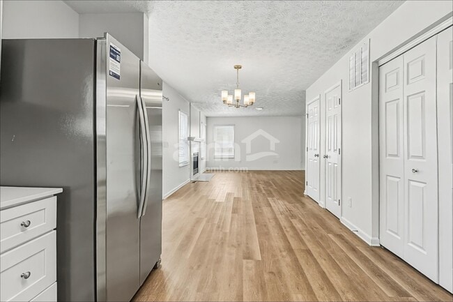 Photo - 2044 Woodmere Ct