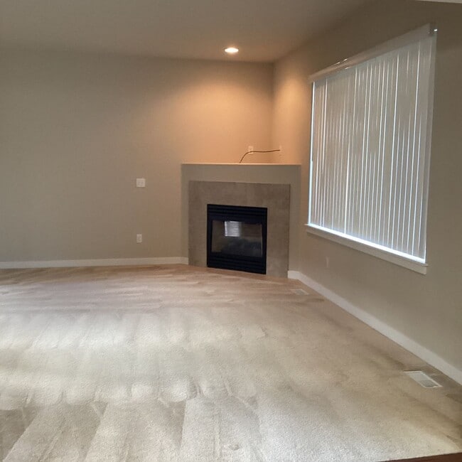 Photo - Modern Comfort & Timeless Style in the Heart of Lynnwood