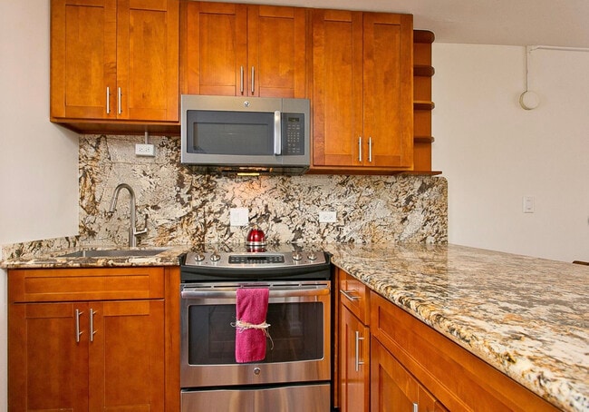 Building Photo - 1848 Kahakai Dr