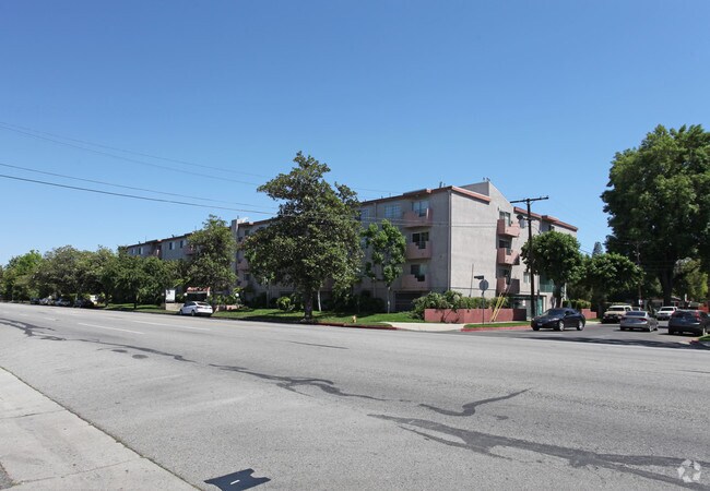 Sherman Oaks Regency Apartments - Sherman Oaks Regency Apartments