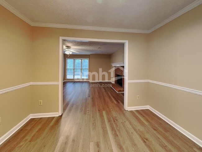 Photo - 4929 Harrington Pl
