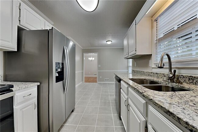 Photo - 3115 Pond Ridge Trail