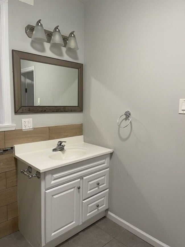 Photo - 86 Clinton Ave Unit 1