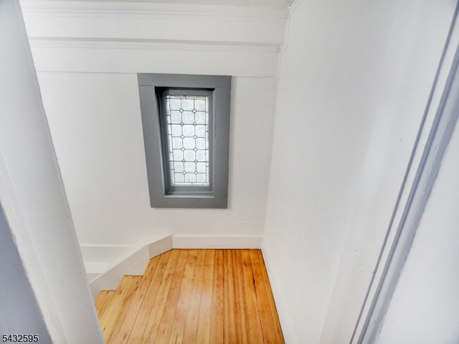 Photo - 444 N Broad St