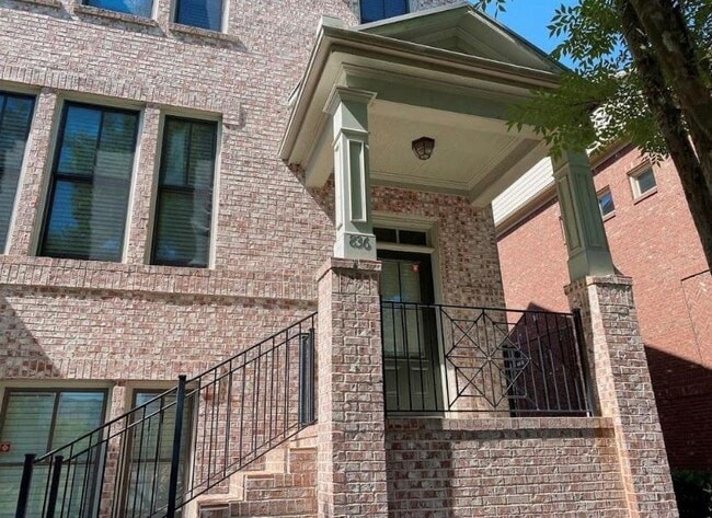 Building Photo - 836 Red Hart Ln