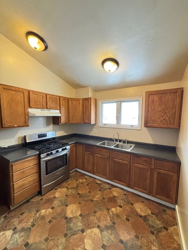 Photo - 1519 Fairway Dr