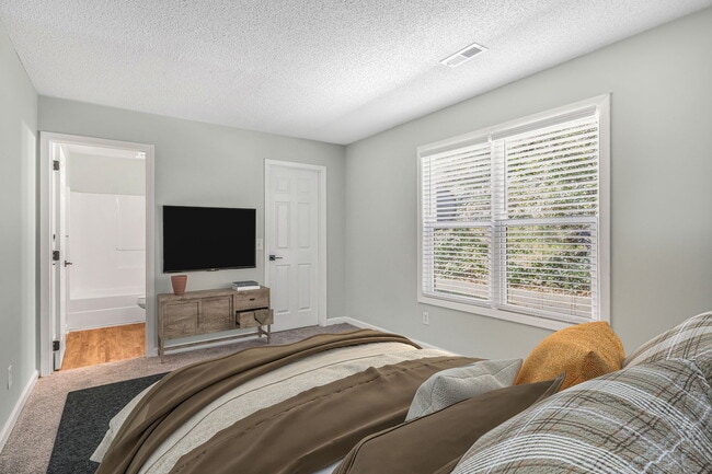 13-web-or-mls-1-wendy-hill-court-powdersville-sc-usa-011