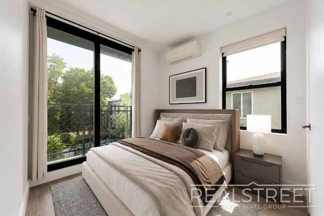 Photo - Lexington Avenue Unit 3F