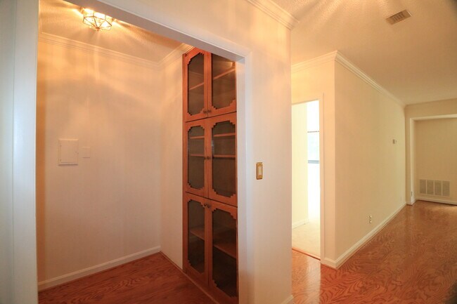 1805 Crystal Dr Unidad 204S