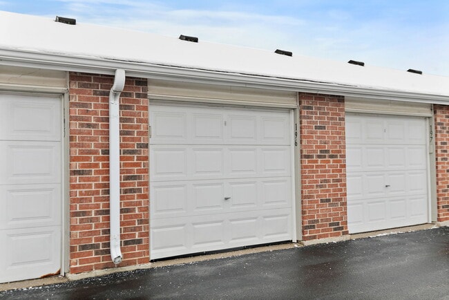 Photo - 1330 Cunat Ct Unit 1F