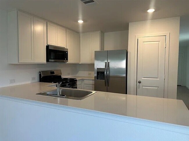 31415 Pratola Serra Cir