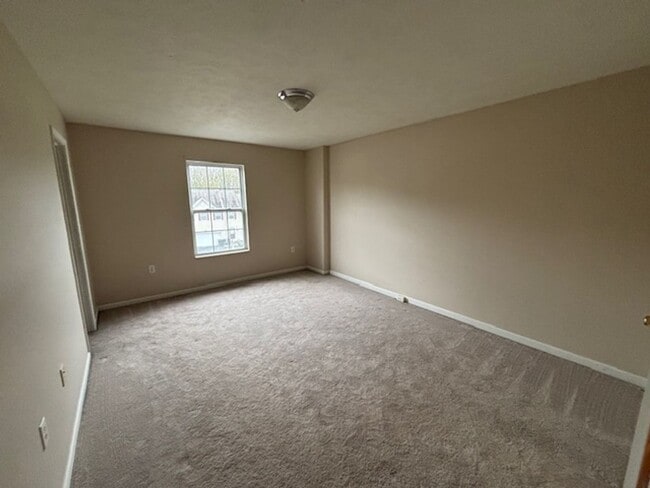 Photo - 3 Bedroom/2.5 Bath Townhome in Export, PA