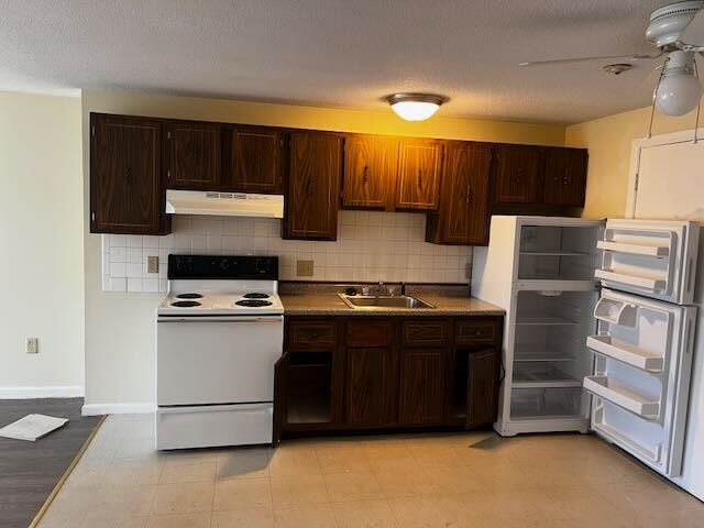 Photo - 40 Dinan Dr Unit 1