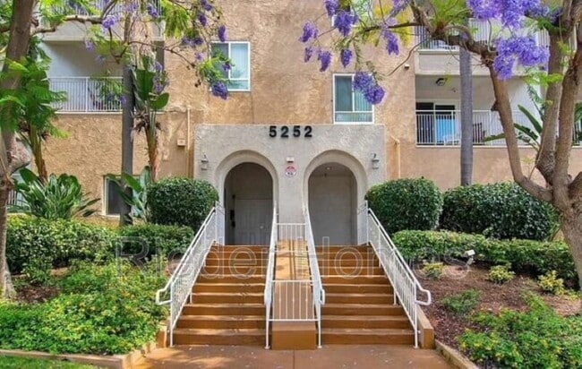 Building Photo - 5252 Orange Ave Unit 103