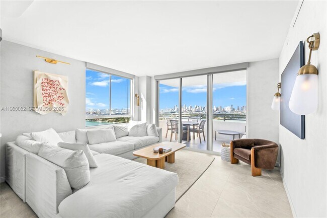 Photo - 1330 West Ave Unidad 3102