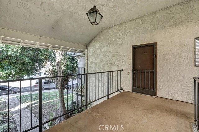 Photo - 2329 Via Mariposa W Unidad O