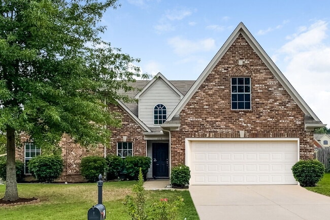 Building Photo - 13218 Sandbourne S