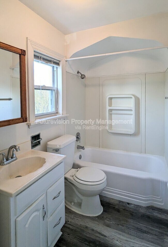 Photo - 607 Walnut St Unidad 4