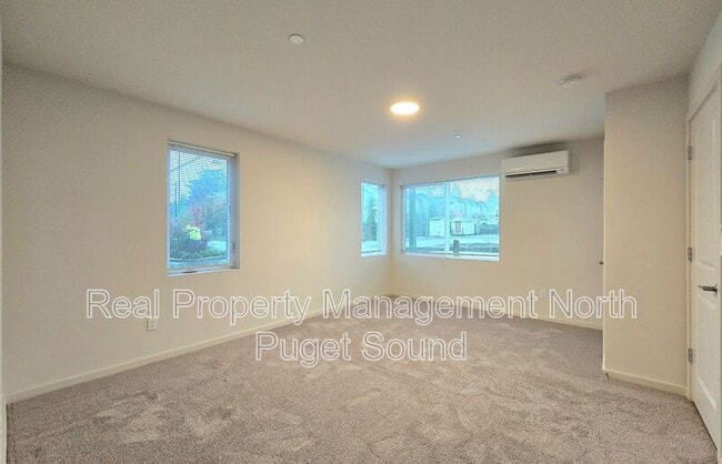 Photo - 17417 W Main St