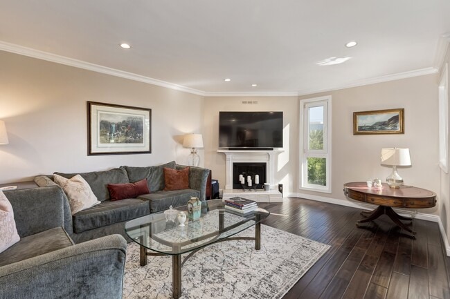 Photo - 11789 Montana Ave