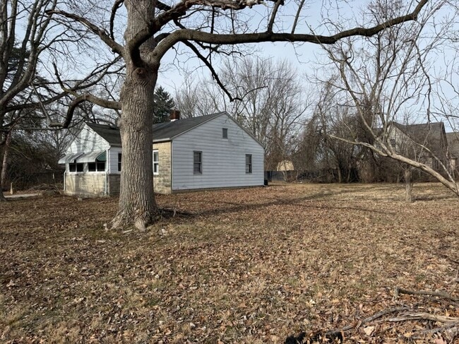 Photo - 5834 E 20th St