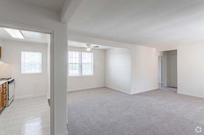 1 BR, 1 BA - 650 SF