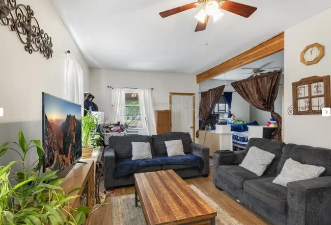 Photo - 905 6th Ave N