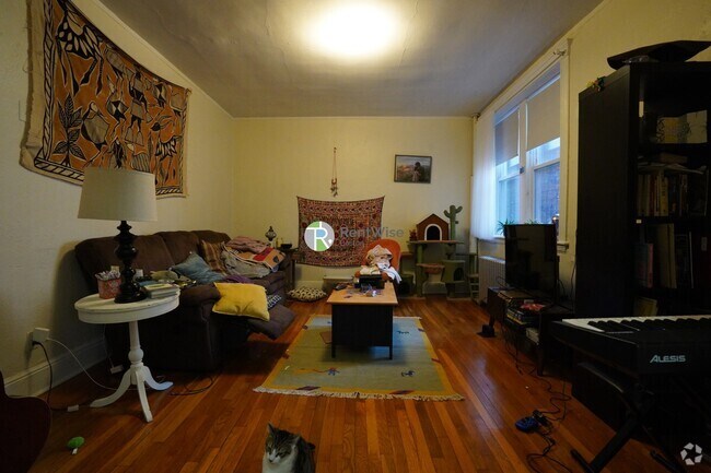 Building Photo - 1820 Commonwealth Ave Rental