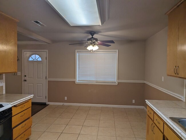 Photo - 3 Bedroom 3 Bathroom House in Cottonwood