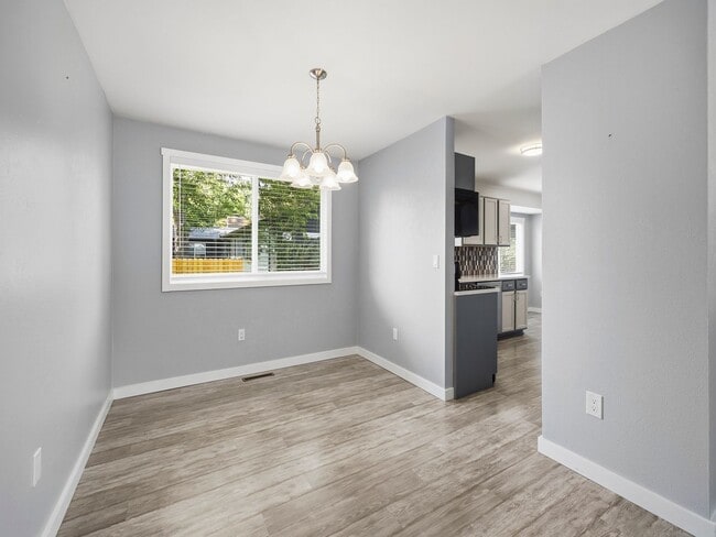 Photo - Beautiful Updated 5 Bed 3.5 Bath House in Central Fort Collins!
