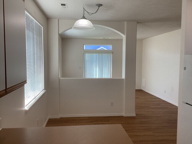12517 W 5th Ave