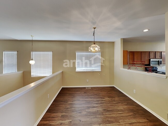 Photo - 9835 Kenton Cir