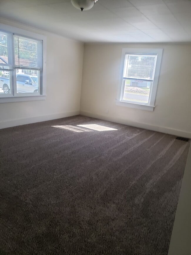 Photo - 3 BR House in Waynedale