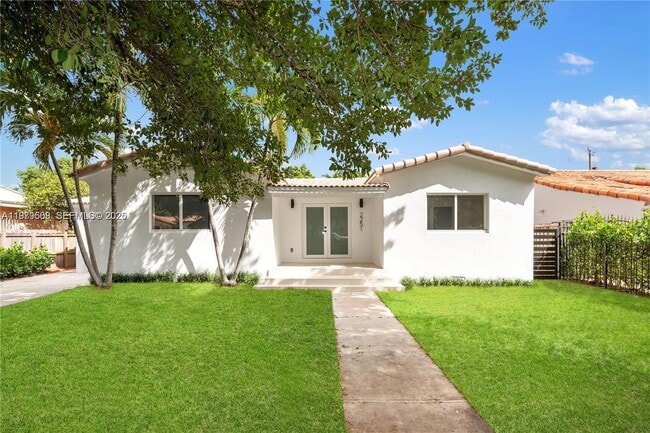 Photo - 2251 SW 20th St