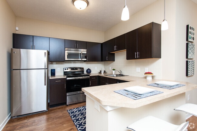 1BR, 1BA - 791 SF - Cooper