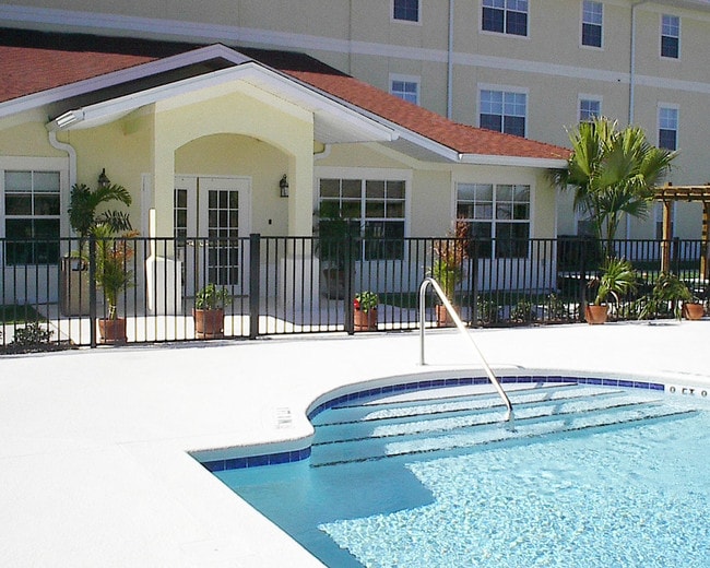 Groves at Victoria Park Apartments Sebring, FL