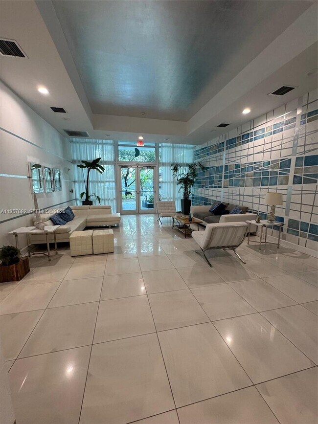 Photo - 1723 SW 2nd Ave Unit P08