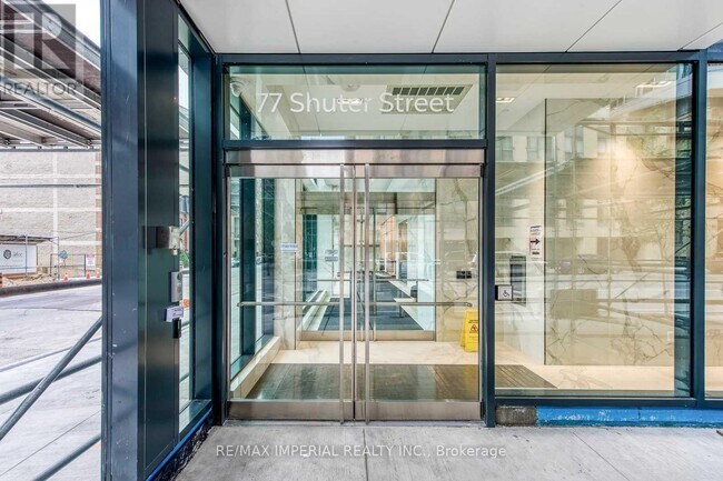 Photo - 77 Shuter St Unit 2708