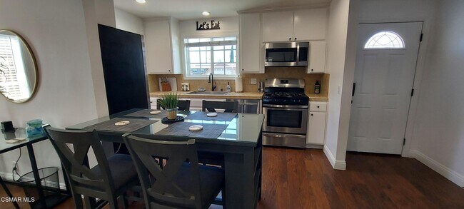 Photo - 2250 Magnolia St