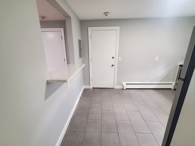 Photo - 433 Sea St Unit 4