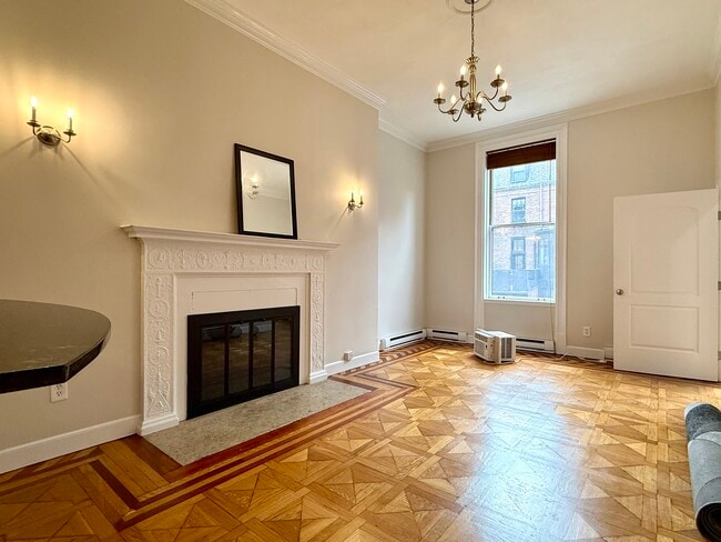 Building Photo - 181 Beacon St