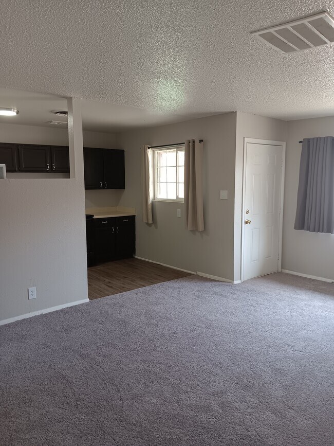 Photo - 2241 Ellis St Unidad D